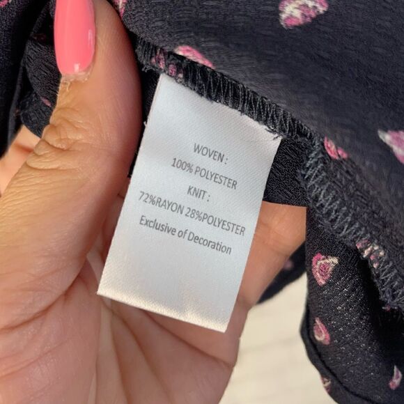 Q&A Sleeveless Blouse 1X  - Picture 12 of 14